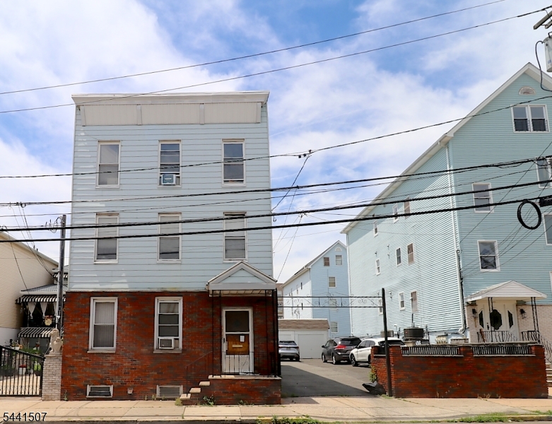 Ironbound - Residential Income