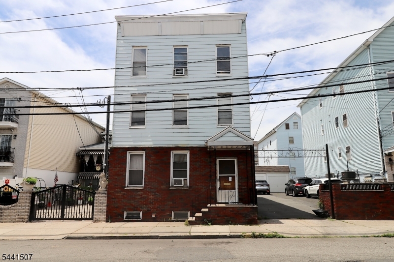 Ironbound - Residential Income