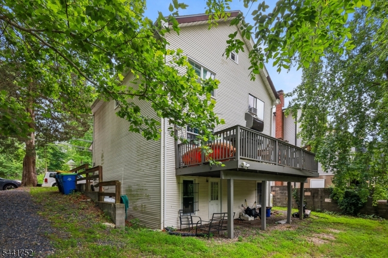 Rocky Hill Historic Distric - Residential Income