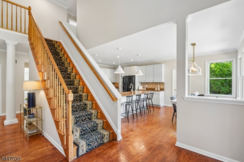 The Grande at Pleasantdale - Residential