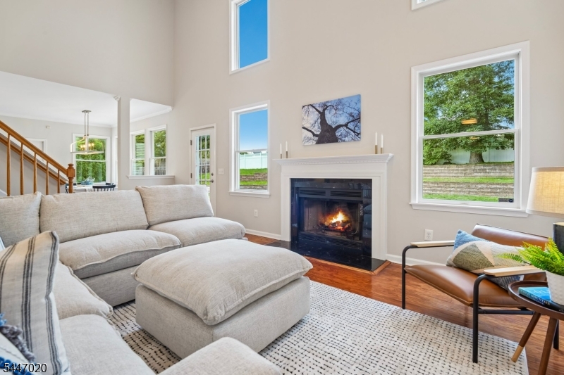 The Grande at Pleasantdale - Residential