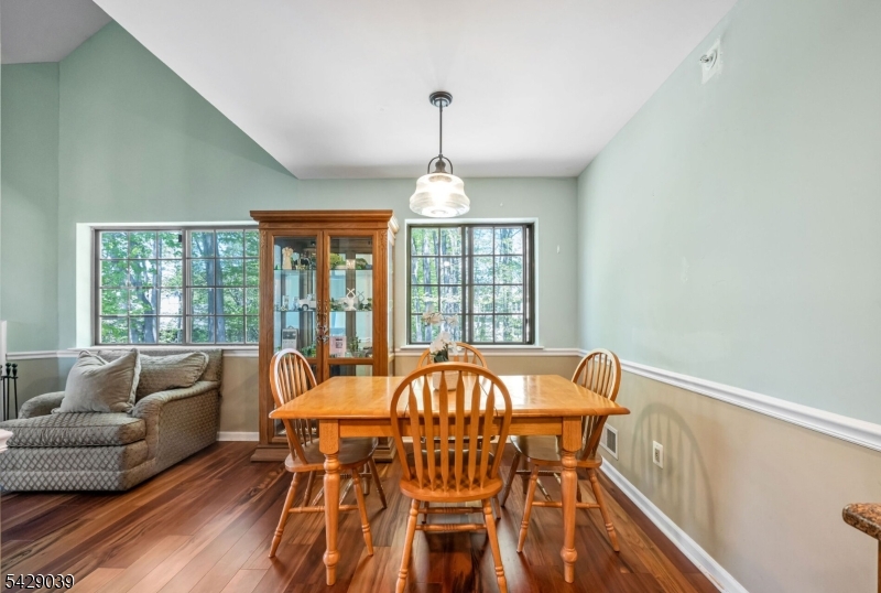 Ridge Gardens - Residential
