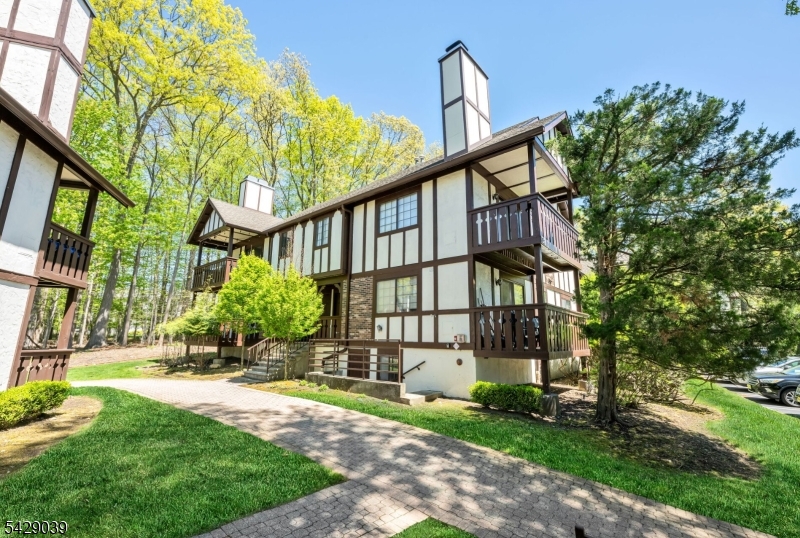 Ridge Gardens - Residential