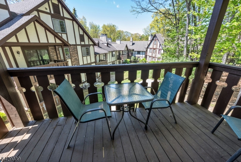 Ridge Gardens - Residential