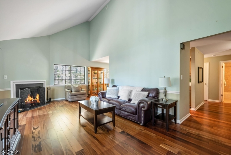 Ridge Gardens - Residential