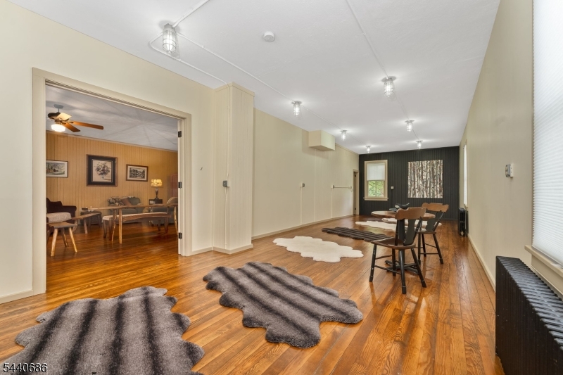 Finesville - Residential