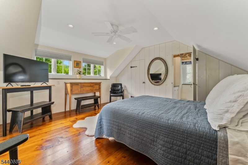 Finesville - Residential