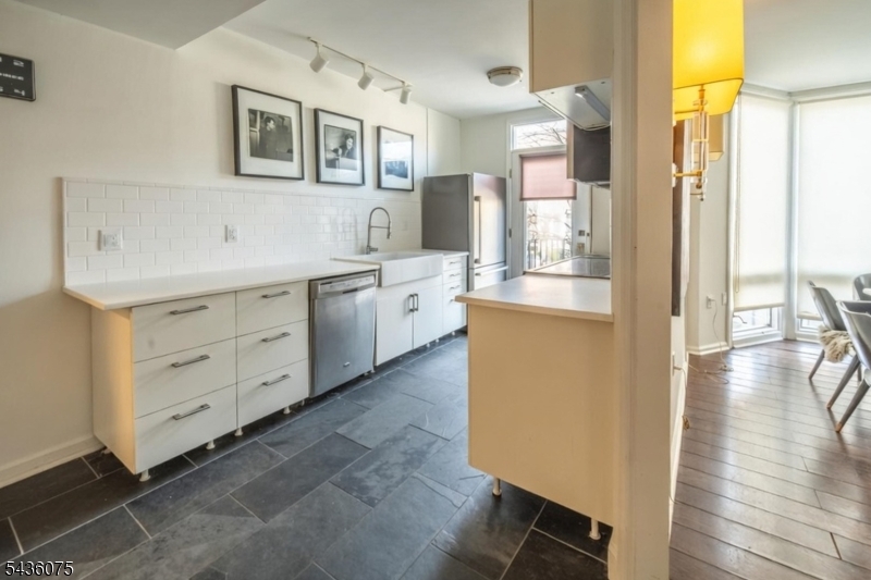 Kensington Park Town Homes - Residential