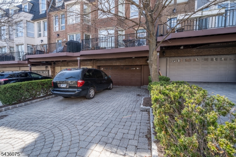Kensington Park Town Homes - Residential