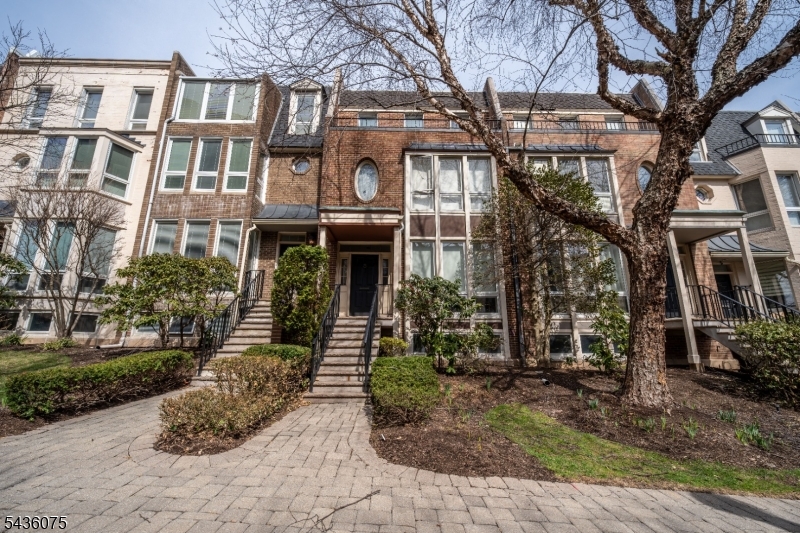 Kensington Park Town Homes - Residential