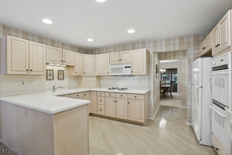 Moore Estate - Residential