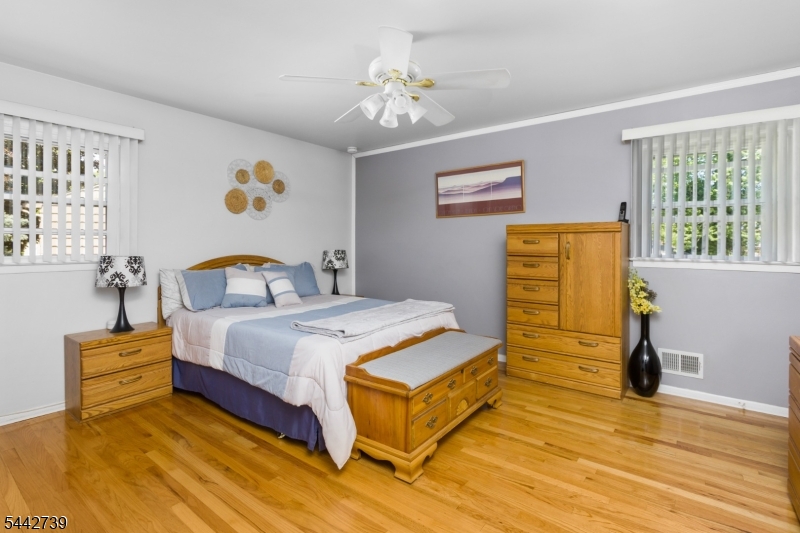 Lawrence Brook - Residential