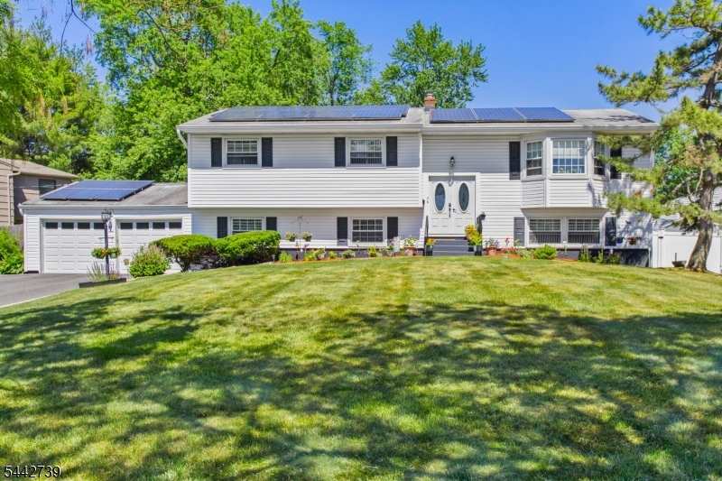 Lawrence Brook - Residential