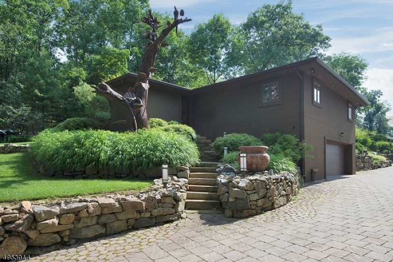 DAVIS COVE Lake Front - Residential