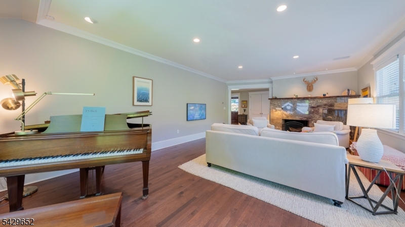 ERWIN PARK - Residential