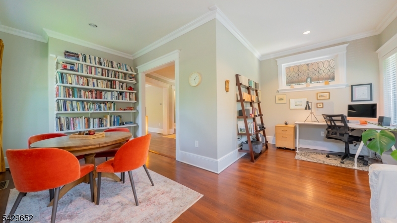 ERWIN PARK - Residential