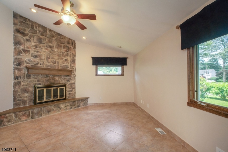 Fieldcrest - Residential
