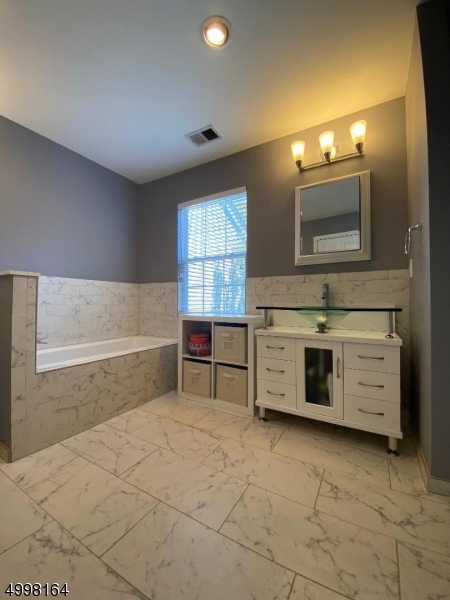 Stratton Meadows - Residential