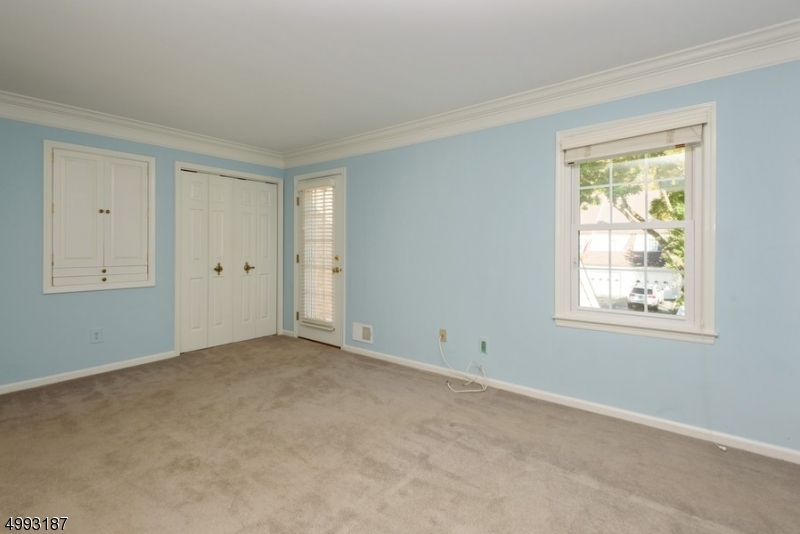 Mendham Commons - Residential