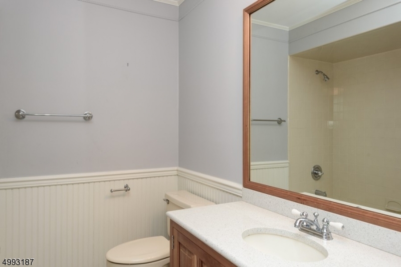 Mendham Commons - Residential