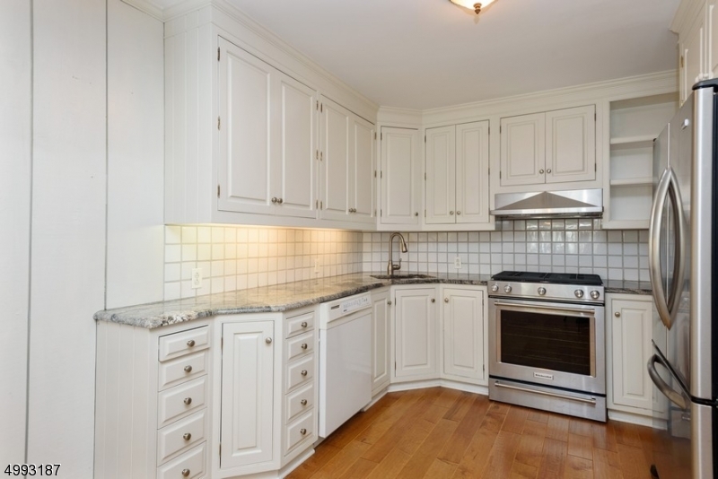 Mendham Commons - Residential