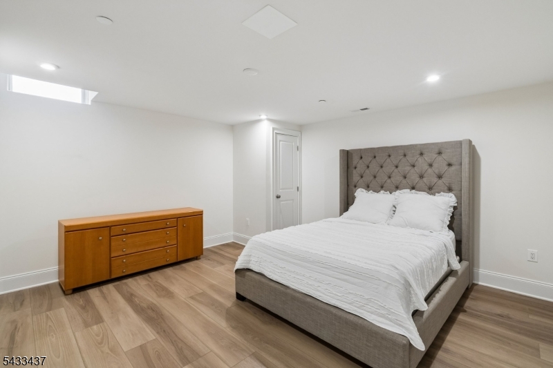 Villas at Warren - Residential