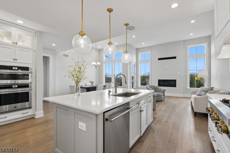 Villas at Warren - Residential
