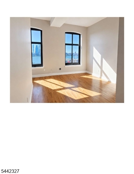 Gregory Commons - Residential Lease
