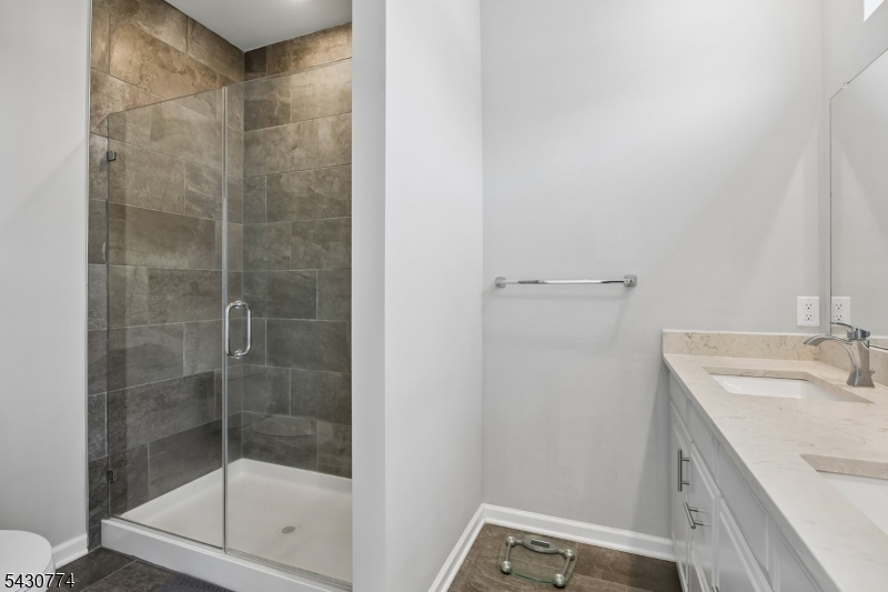 Livingston Square - Residential