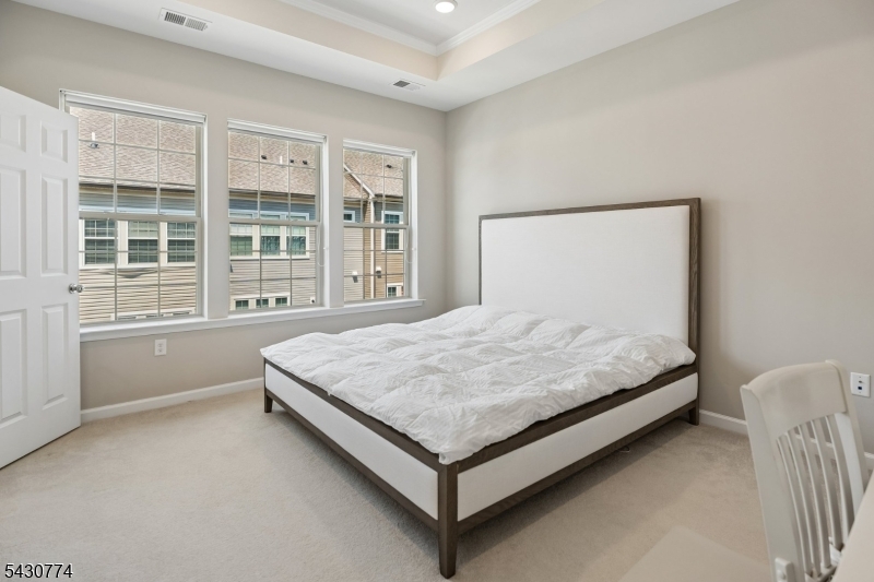 Livingston Square - Residential