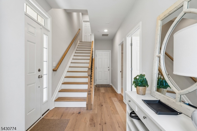 Livingston Square - Residential