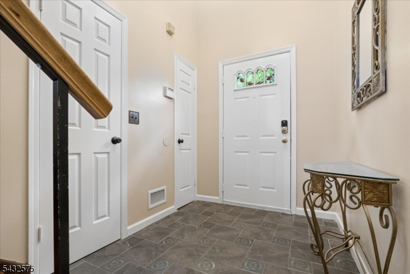 Oak Hollow - Residential