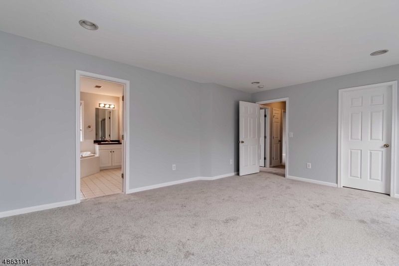 Arrowgate - Residential