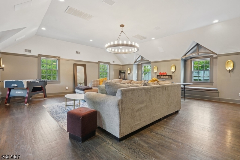 Llewellyn Park - Residential