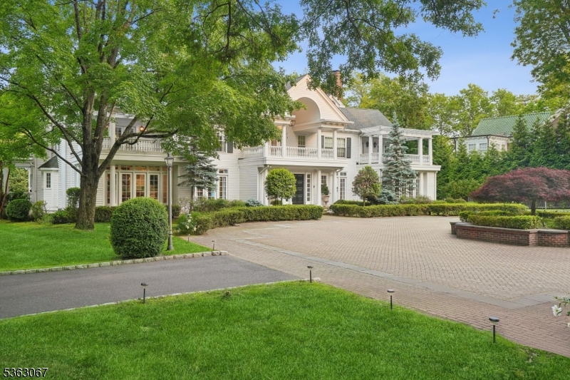 Llewellyn Park - Residential