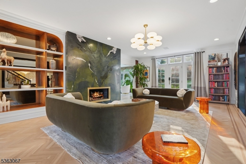 Llewellyn Park - Residential