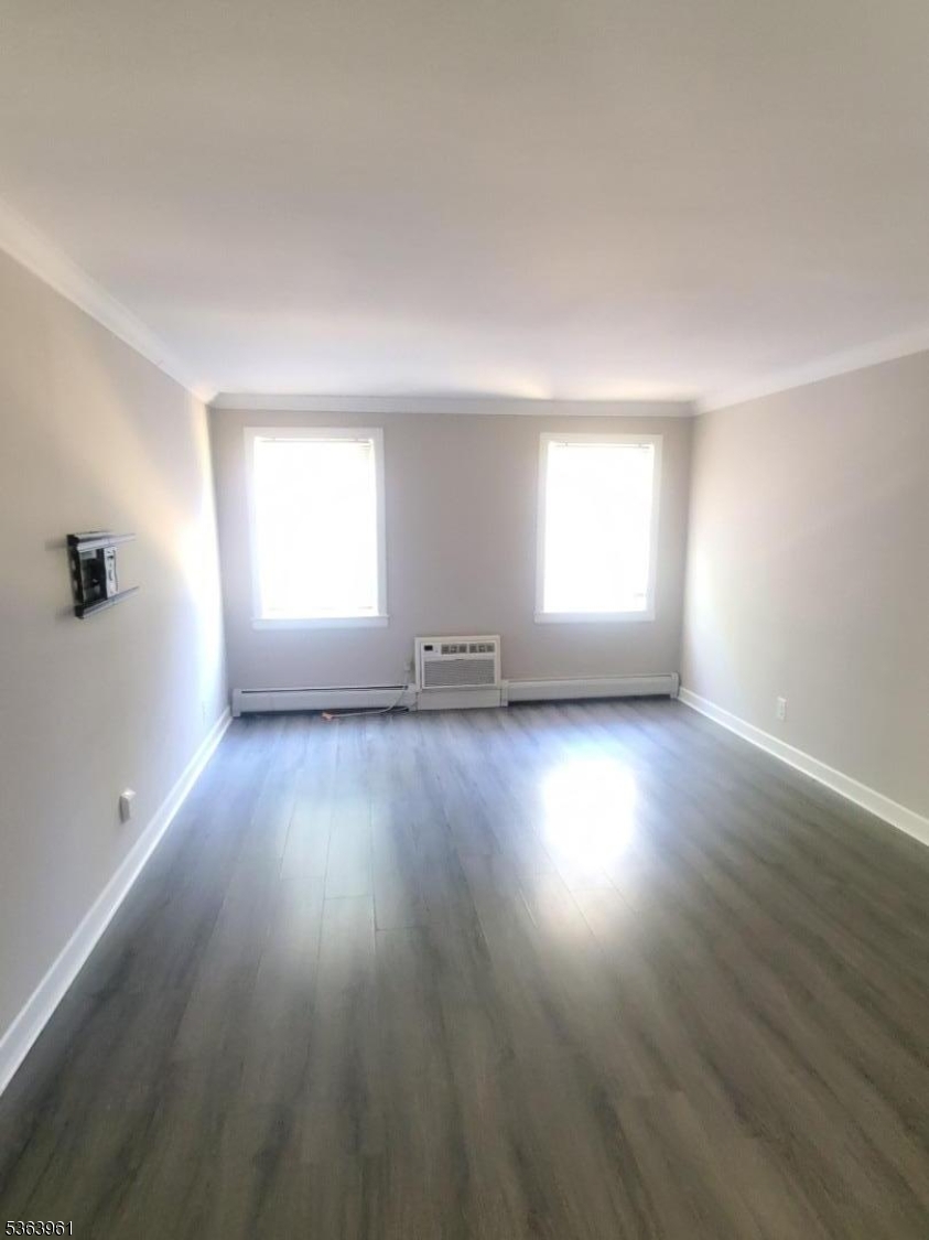 New Meadowbrook Village - Residential