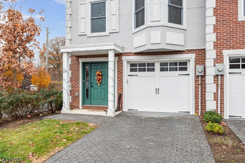 Brownstones at Fairfield - Residential Lease