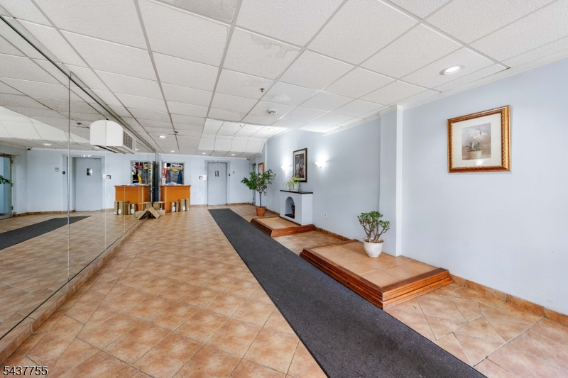 Polonaise Condominiums - Residential
