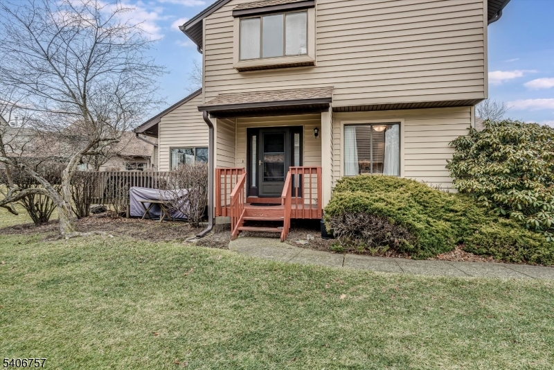 Hampton Commons - Residential Lease