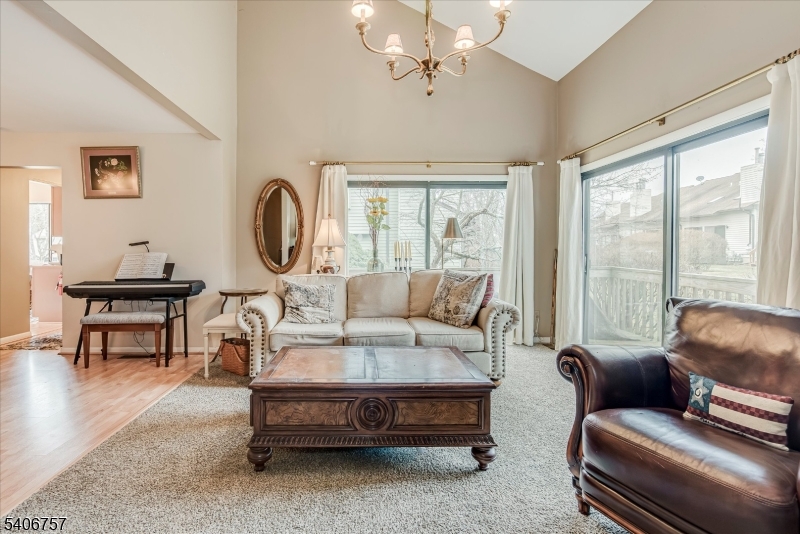 Hampton Commons - Residential Lease