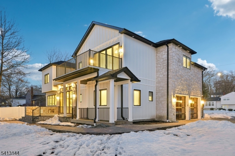 COLLINS - Residential