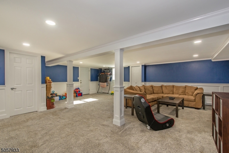 White Meadow Lake - Residential