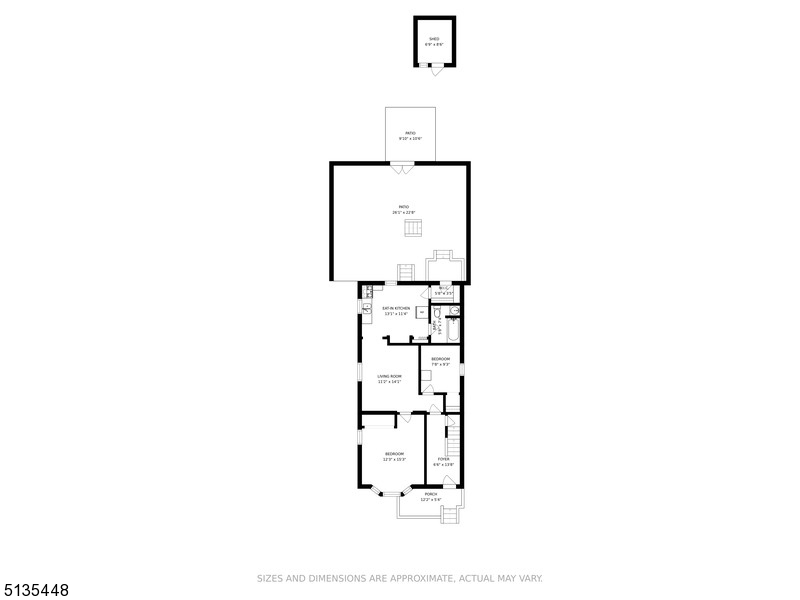Main image without alt text