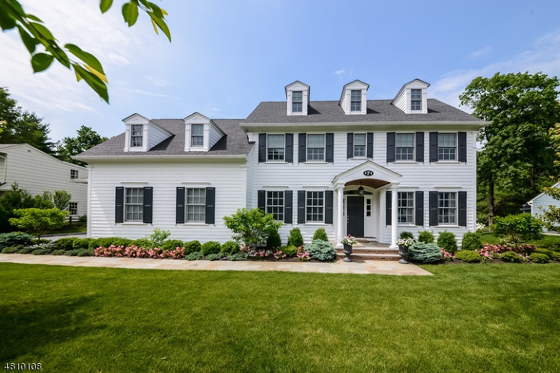 Welcome home to this,classic open floor plan CHC located in the heart of Chatham 4 floors of finished living space on spectacular,fenced, level lot (.72) acres.Home has it all in the perfect location! Stunning CHC perfect for entertaining and todays lifestyle;seamless indoor/outdoor space.french doors to patio custom gourmet kitch,open fl plan,and incredible property, make this home a unique opportunity in a close to schools location.From the finished basement with space for multi uses,full bath, and bdrm/exercise room,to the fully finished 3rd floor with bdrm, sitting room/office, and full bath.The first floor boasts a classic LR and DR w/wet bar in BP,custom mudroom details.LRG BDRMS,mstr sitting area,3 beautiful baths, & large laundry RM,make the 2nd fl incredible.Garage finished w/Gladiator garage system