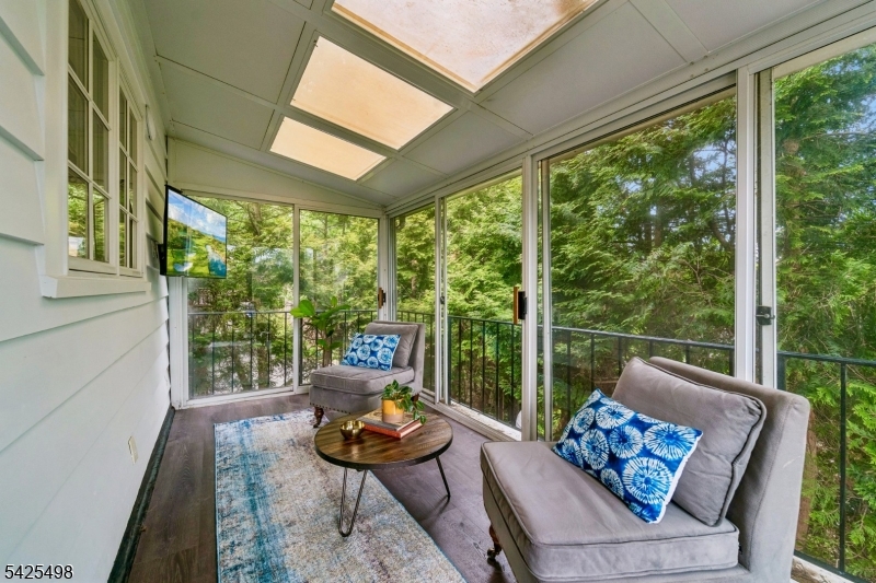 Upper Wyoming - Residential