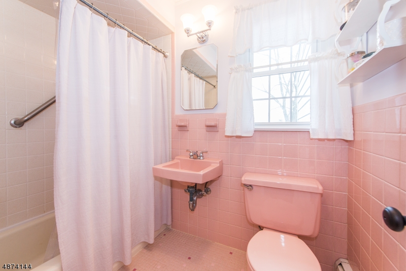 Cedar Knolls - Residential