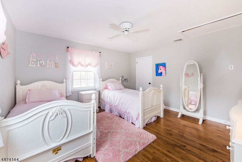 Cedar Knolls - Residential