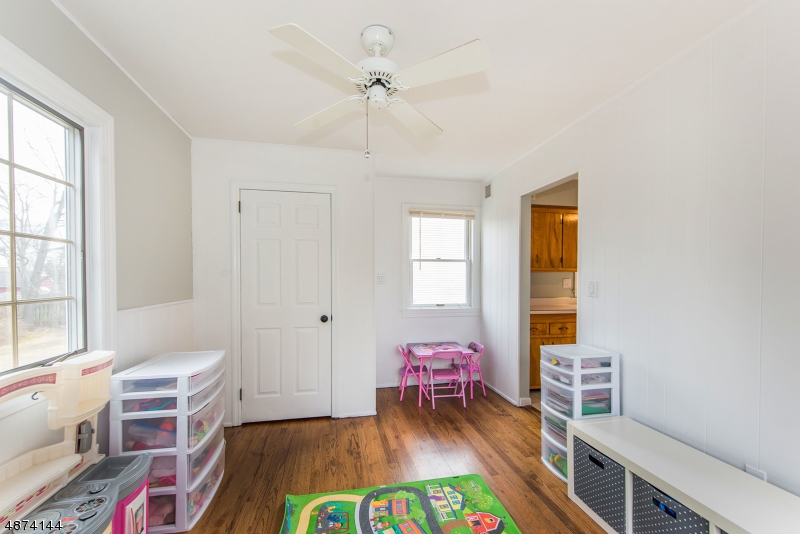 Cedar Knolls - Residential