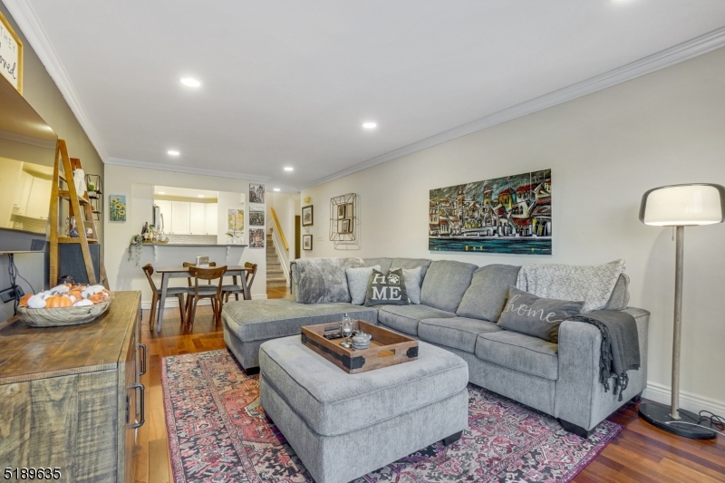 Sutton Woods - Residential
